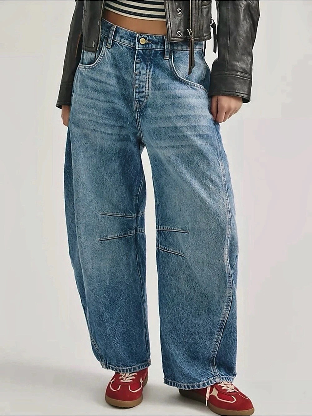 NWT We The Free Good Luck Mid Rise Barrel Jeans in Blue Waist 29
